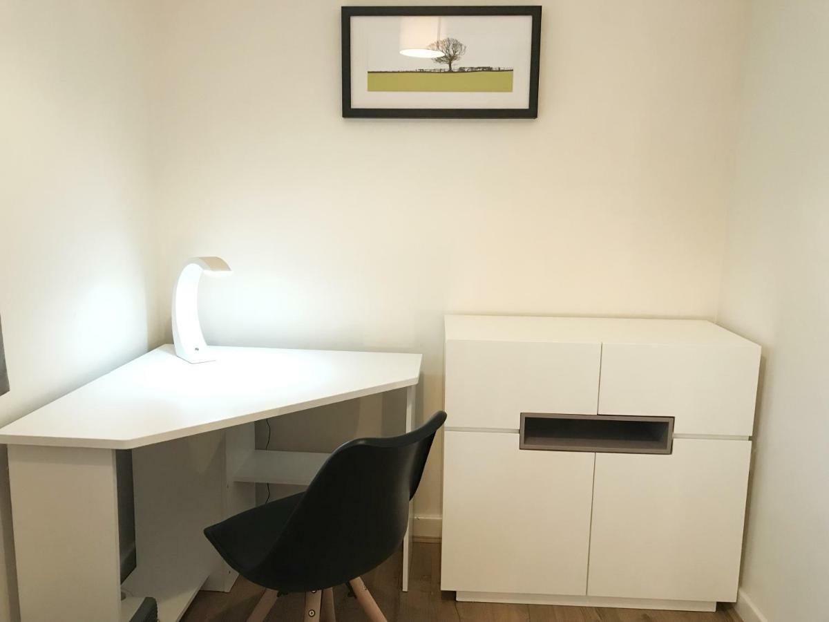 Апартаменти An Entire 2Bed, Headington, Оксфорд Екстер'єр фото